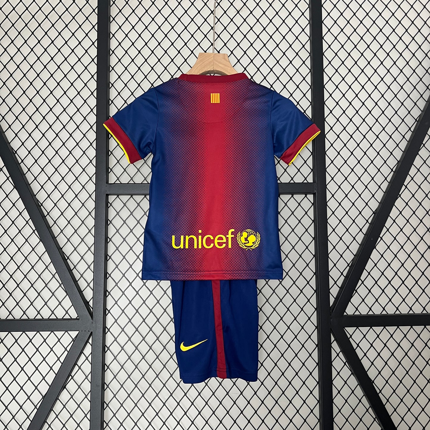 Barcelona Kit Criança Principal 2012/13
