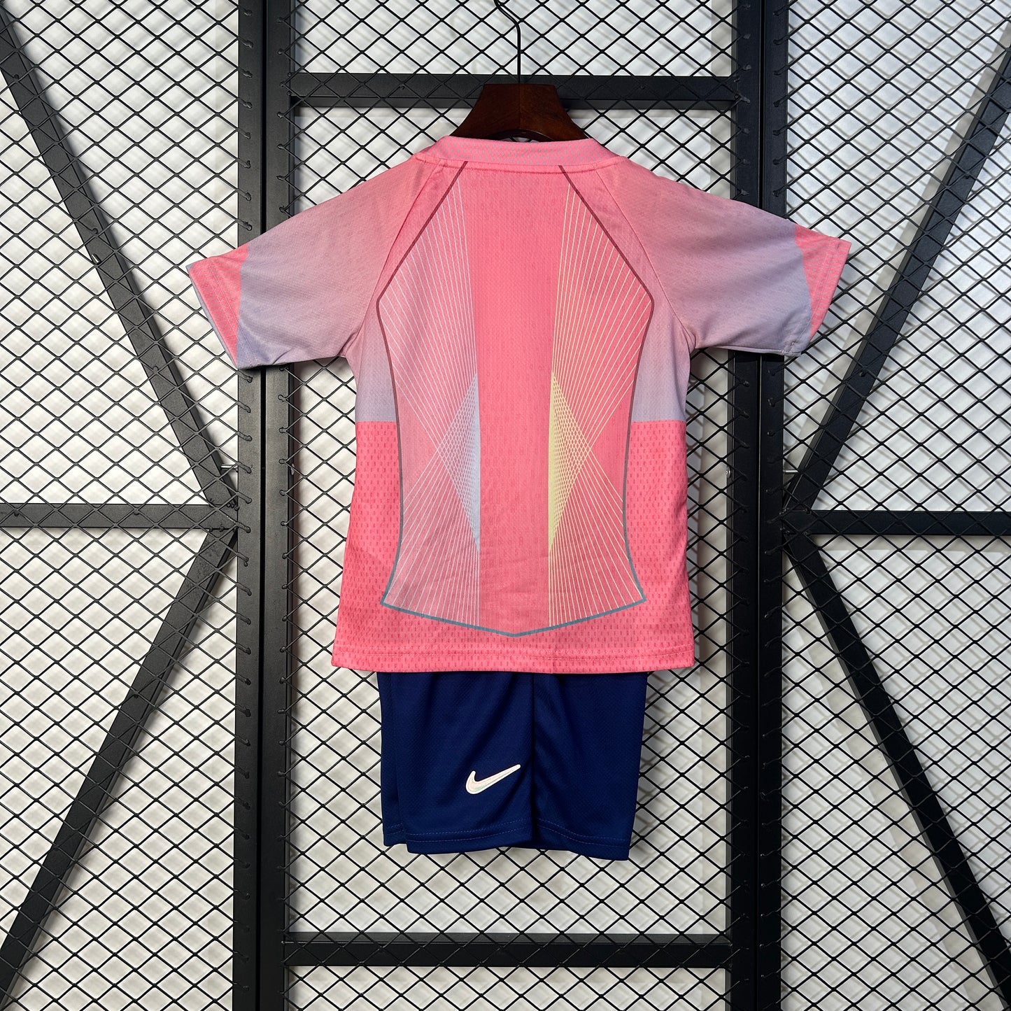 Barcelona Kit Criança Especial Rosa 2025/26