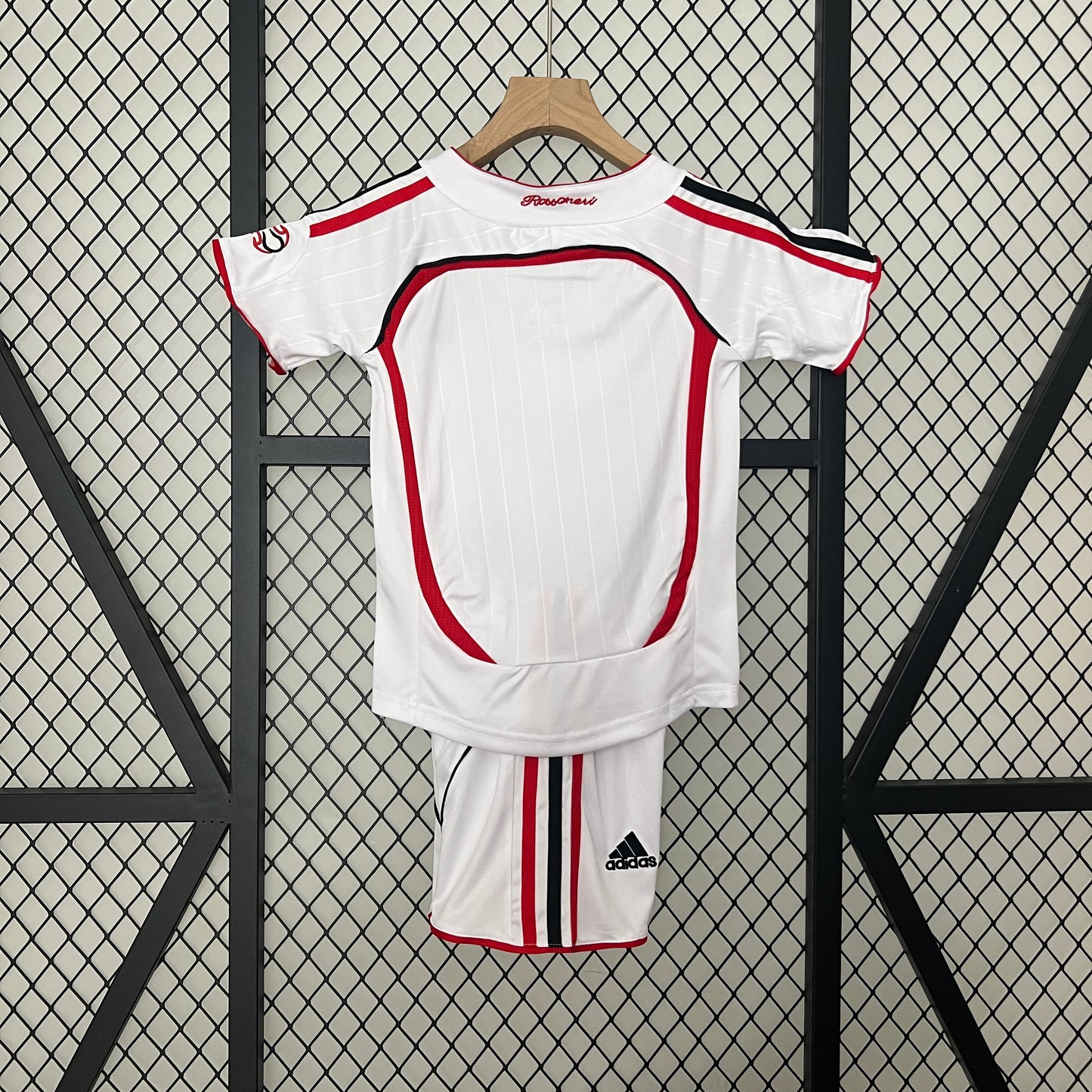 Milan Kit Criança Secundário Liga dos Campeões 2006/07
